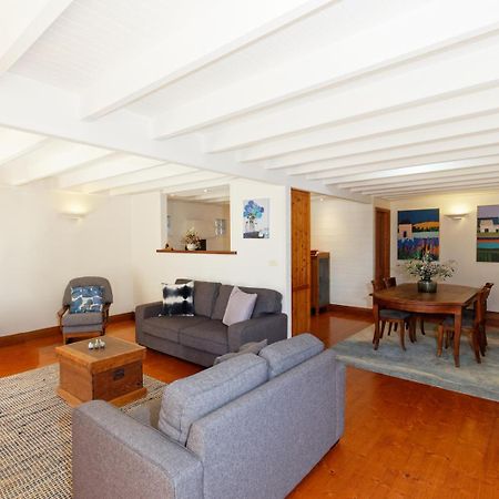 54 On Bank Hotel Port Fairy Exterior photo