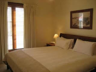 54 On Bank Hotel Port Fairy Exterior photo